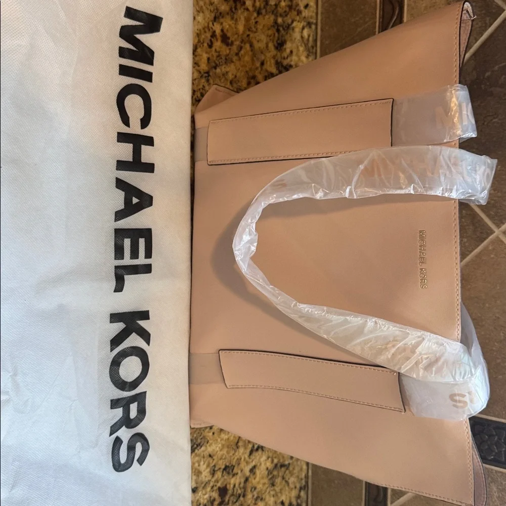 Michael Kors Pale Blush Leather Tote - Picture 4 of 4
